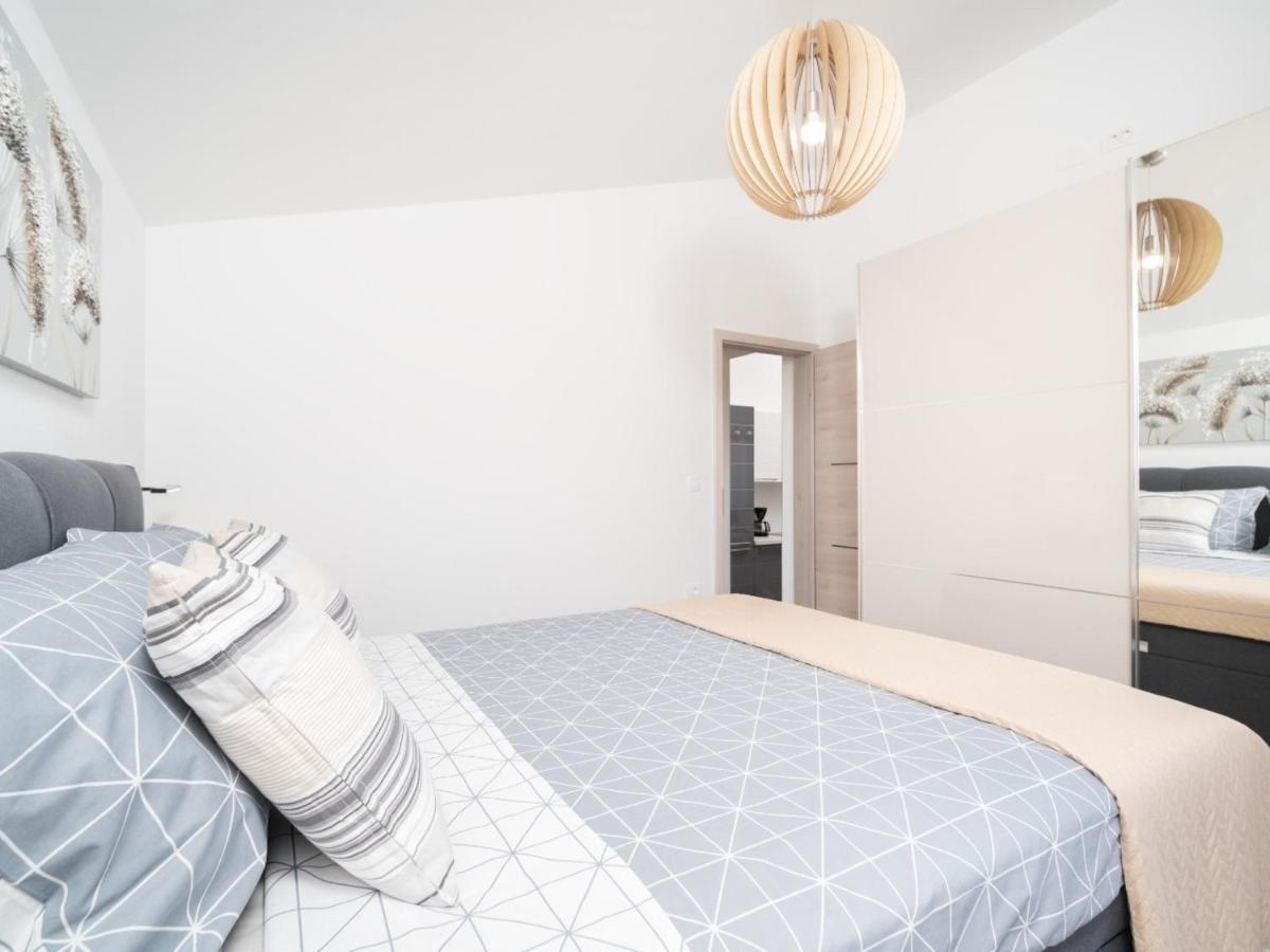 Apartment Gaia Labin  Luaran gambar
